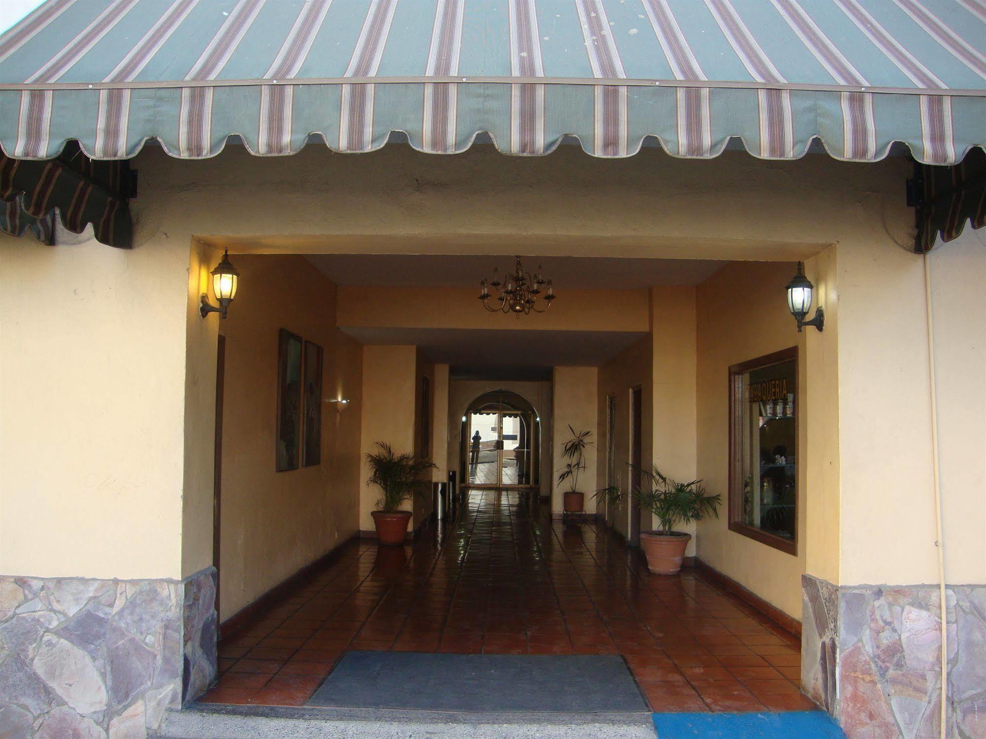 Hotel San Alberto Hermosillo Exterior foto